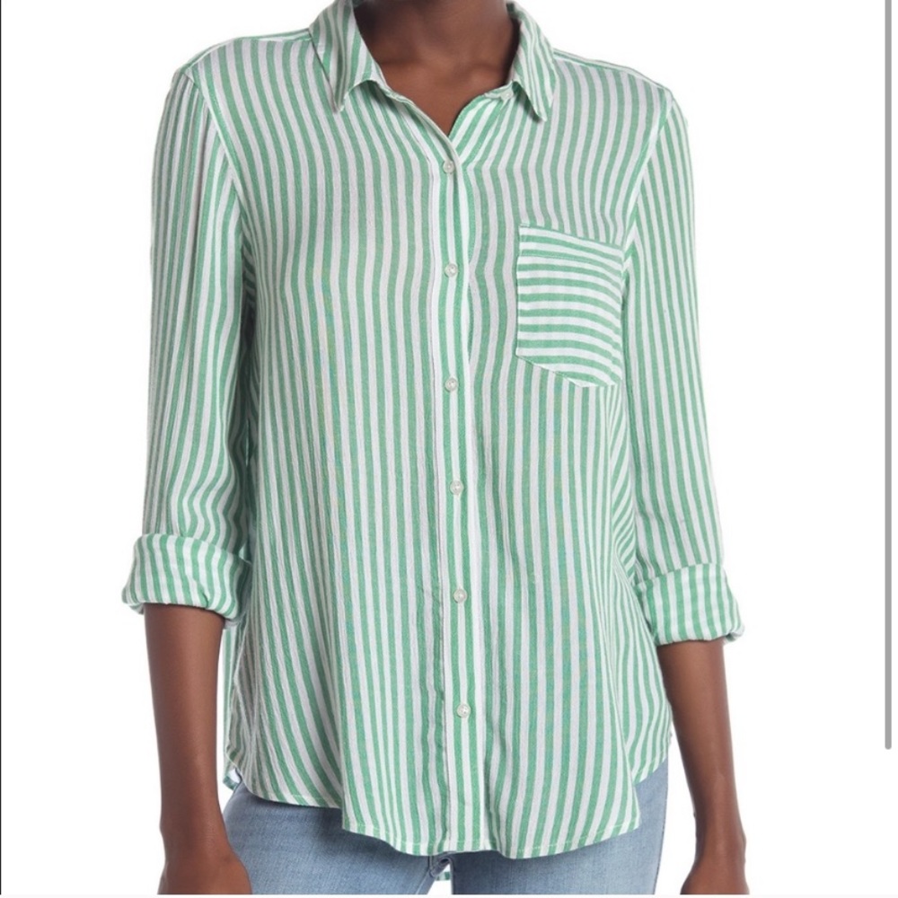 NWT Abound button up stripped top